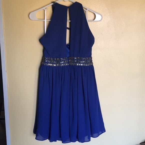 GB formal Blue knee length with halter beaded straps size small - Picture 3 of 6